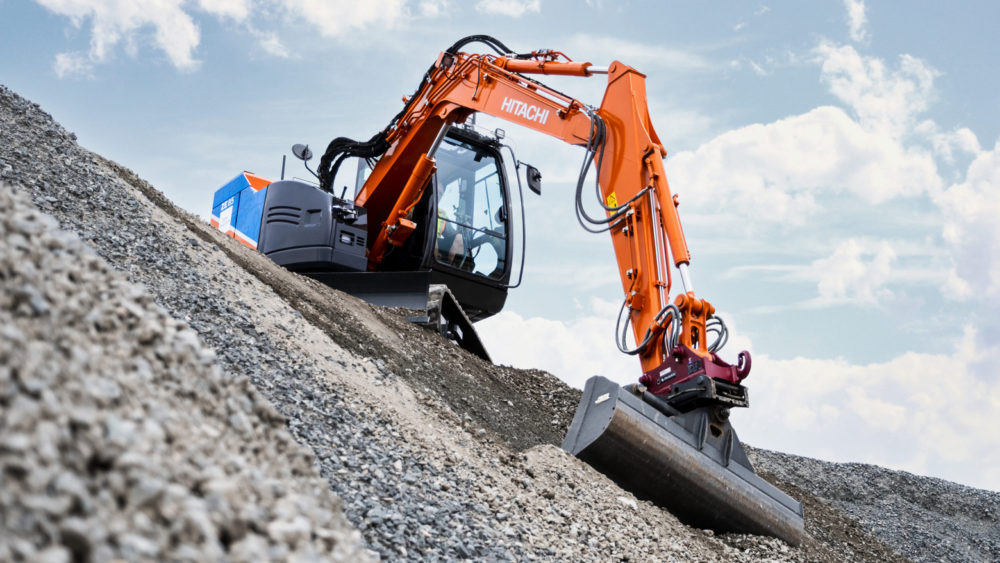 five excavator driving tips